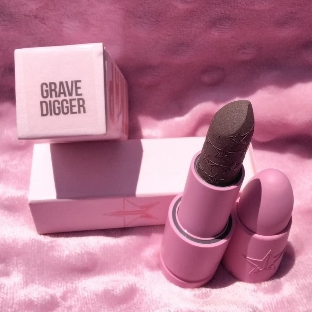 Jeffree Star Cosmetics Velvet Trap Matte Lipstick  “GRAVE DIGGER” NIB